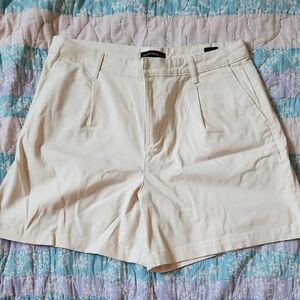 Banana Republic Cream Women's Shorts